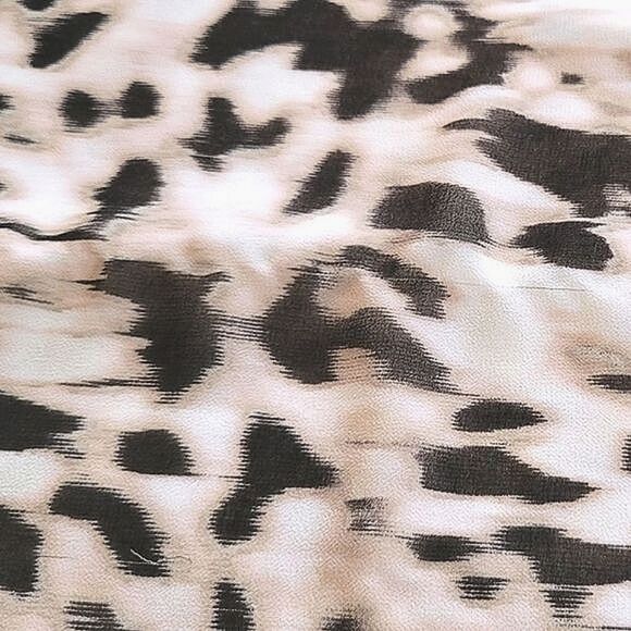 Calvin Klein abstract animal print flutter sleeve blouse - Picture 13 of 13